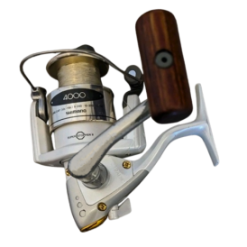 Shimano STRADIC 4000FE (1997) - vue éclatée et pièces détachées disponibles